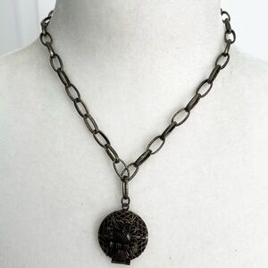 🍭6/$30 Distressed metallic owl necklace